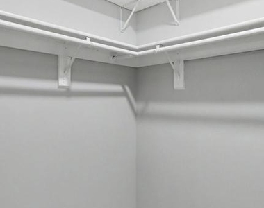 1106 Arcola Avenue - Photo Thumbnail 50