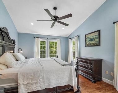 18613 Meadowland Terrace - Photo Thumbnail 6