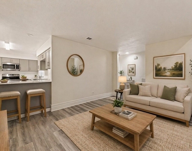 13431 Clarewood Drive - Photo Thumbnail 7