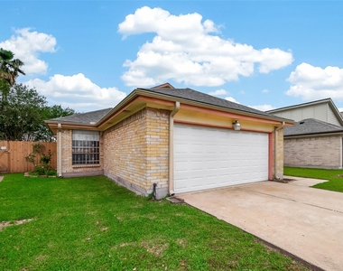 13431 Clarewood Drive - Photo Thumbnail 2