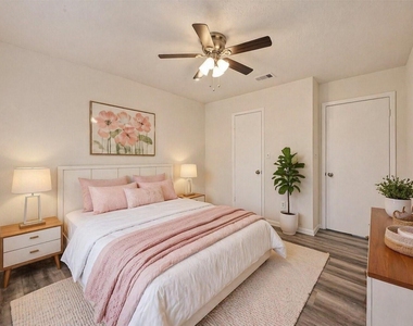 13431 Clarewood Drive - Photo Thumbnail 23