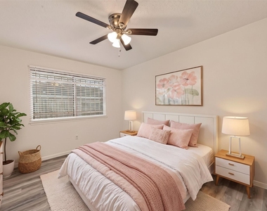 13431 Clarewood Drive - Photo Thumbnail 22