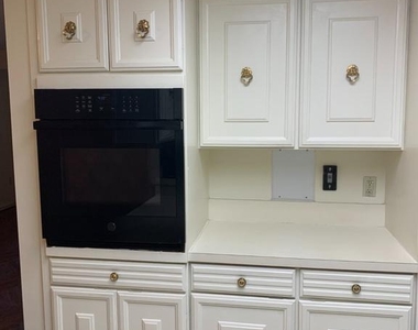3383 S Leisure World Boulevard - Photo Thumbnail 6