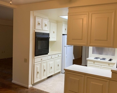 3383 S Leisure World Boulevard - Photo Thumbnail 3