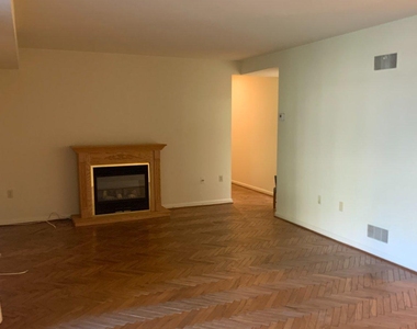 3383 S Leisure World Boulevard - Photo Thumbnail 24