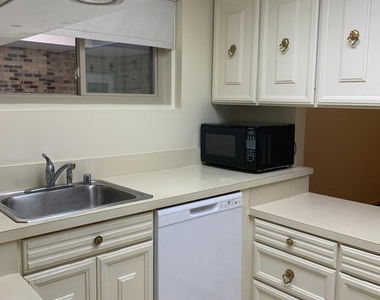 3383 S Leisure World Boulevard - Photo Thumbnail 9