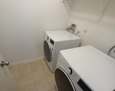 4611 Parkstone Bend Court - Photo Thumbnail 23