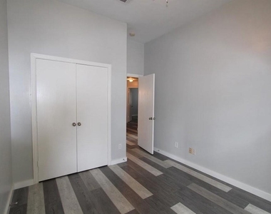 4611 Parkstone Bend Court - Photo Thumbnail 26