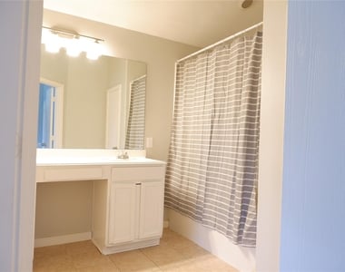 4611 Parkstone Bend Court - Photo Thumbnail 27