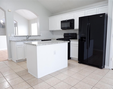 4611 Parkstone Bend Court - Photo Thumbnail 20