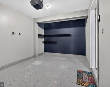 711 Wineberry Way - Photo Thumbnail 4