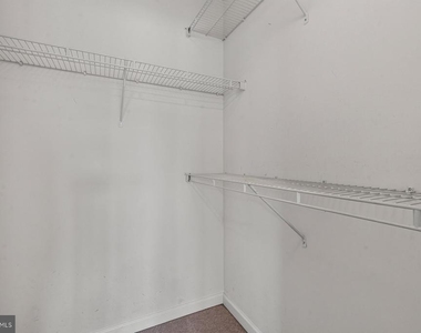 711 Wineberry Way - Photo Thumbnail 19