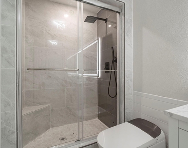 3902 Marywood Drive - Photo Thumbnail 27