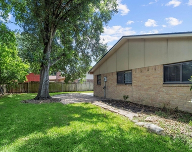 3902 Marywood Drive - Photo Thumbnail 39