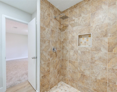328 Meadow Wood Court - Photo Thumbnail 8