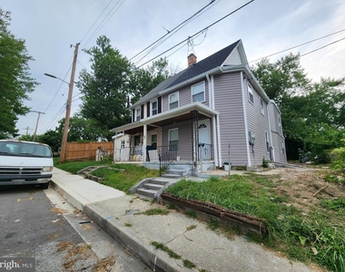 523 Wellesley Street - Photo Thumbnail 24