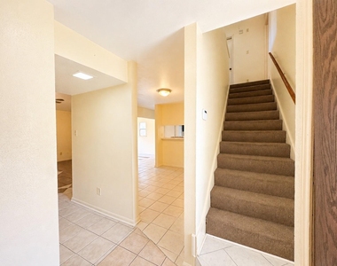12504 Autumn Leaf Lane - Photo Thumbnail 6