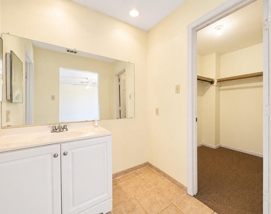 12504 Autumn Leaf Lane - Photo Thumbnail 22
