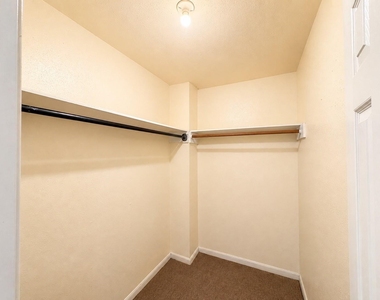 12504 Autumn Leaf Lane - Photo Thumbnail 24