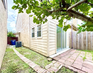 12504 Autumn Leaf Lane - Photo Thumbnail 34