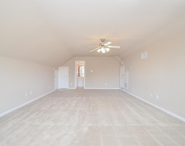 3042 Royal Oaks Crs - Photo Thumbnail 29