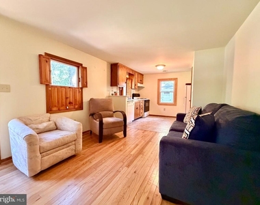 18587 Sylvan Dr - Photo Thumbnail 4