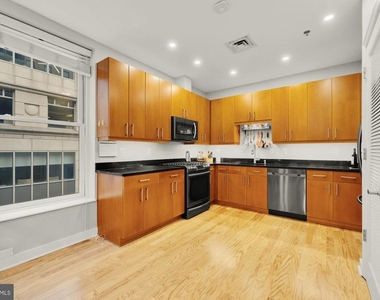 675 E St Nw - Photo Thumbnail 10