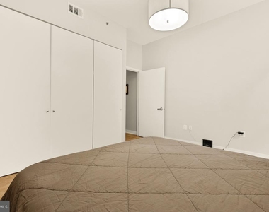 675 E St Nw - Photo Thumbnail 6
