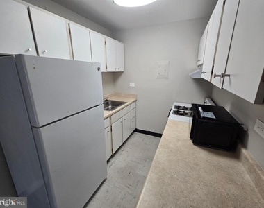 2201 L Street Nw - Photo Thumbnail 5