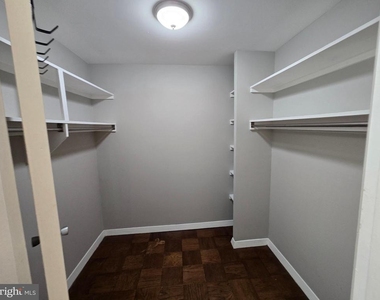 2201 L Street Nw - Photo Thumbnail 8