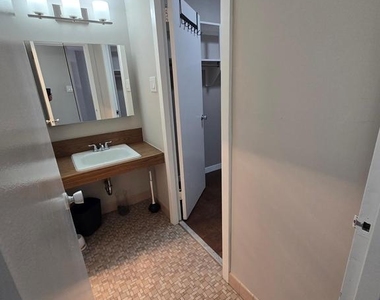 2201 L Street Nw - Photo Thumbnail 6