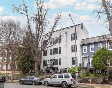 1421 Spring Road Nw - Photo Thumbnail 1