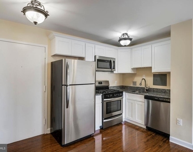 950 Nw 25th Street Nw - Photo Thumbnail 1