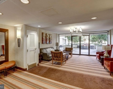 950 Nw 25th Street Nw - Photo Thumbnail 3