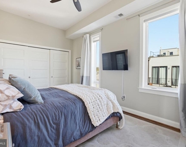 3222 Warder Street Nw - Photo Thumbnail 7
