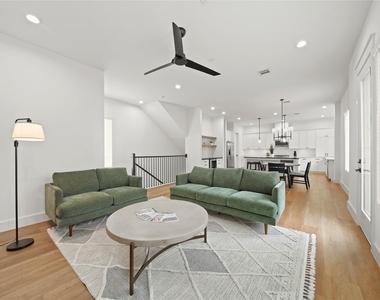 2510 Gray Street - Photo Thumbnail 7