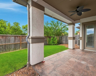 9527 Scanlan Heights Lane - Photo Thumbnail 29