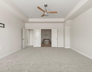 9527 Scanlan Heights Lane - Photo Thumbnail 17