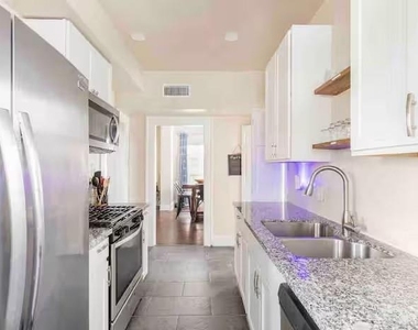2108 Berry Street - Photo Thumbnail 8