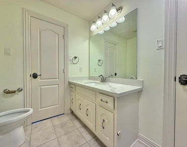 1803 Cottage Landing Lane - Photo Thumbnail 32