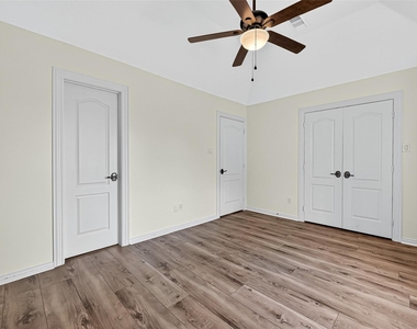1803 Cottage Landing Lane - Photo Thumbnail 37