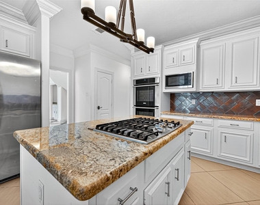 1803 Cottage Landing Lane - Photo Thumbnail 16