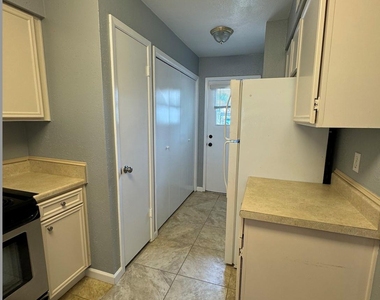 18800 Egret Bay Boulevard - Photo Thumbnail 11