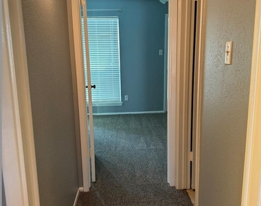 18800 Egret Bay Boulevard - Photo Thumbnail 16
