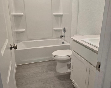 5712 Ivy Crest - Photo Thumbnail 6