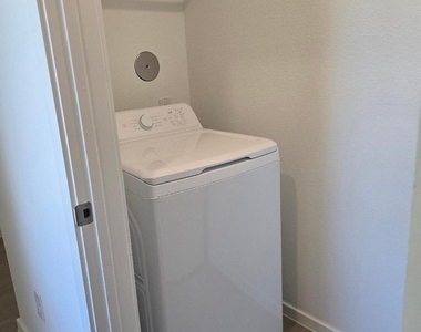 5712 Ivy Crest - Photo Thumbnail 3