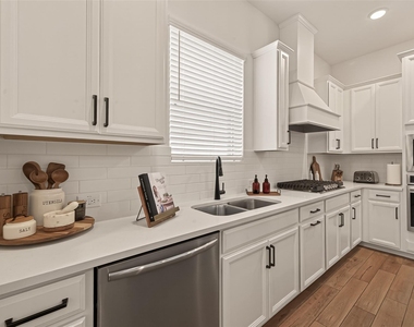 18406 Generous Lane - Photo Thumbnail 9