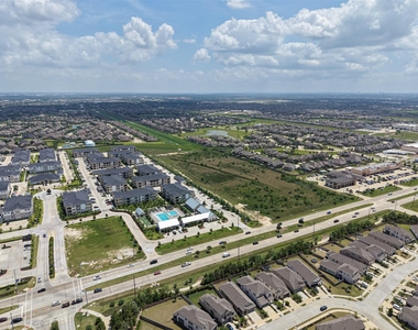 18406 Generous Lane - Photo Thumbnail 48