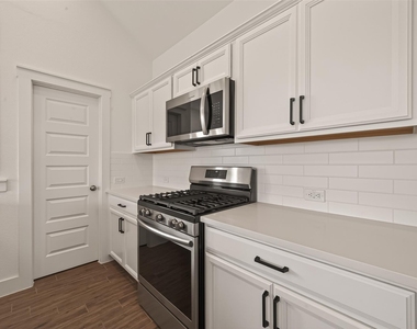 18406 Generous Lane - Photo Thumbnail 35
