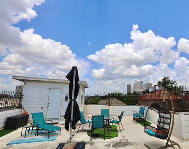 404 Rosalie - Photo Thumbnail 1